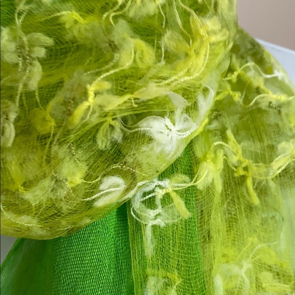 Scarf - Picture 2 of 5